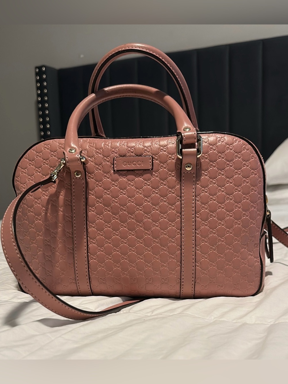 Gucci Pink Microguccissima top handle crossbody purse